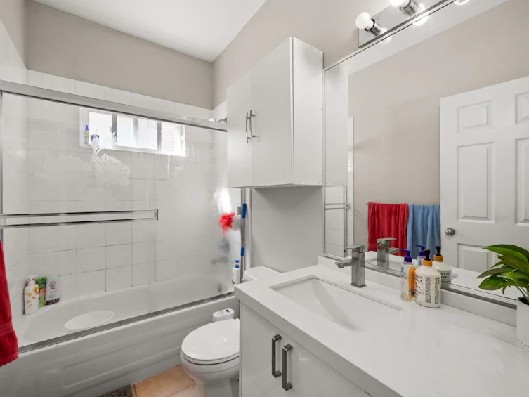8227 158 Street, Surrey, BC, V4N 0R6 - 32