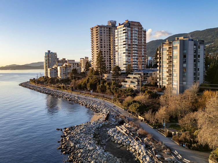 901-1930 Bellevue Avenue, West Vancouver, BC, V7V 1B5 - 3
