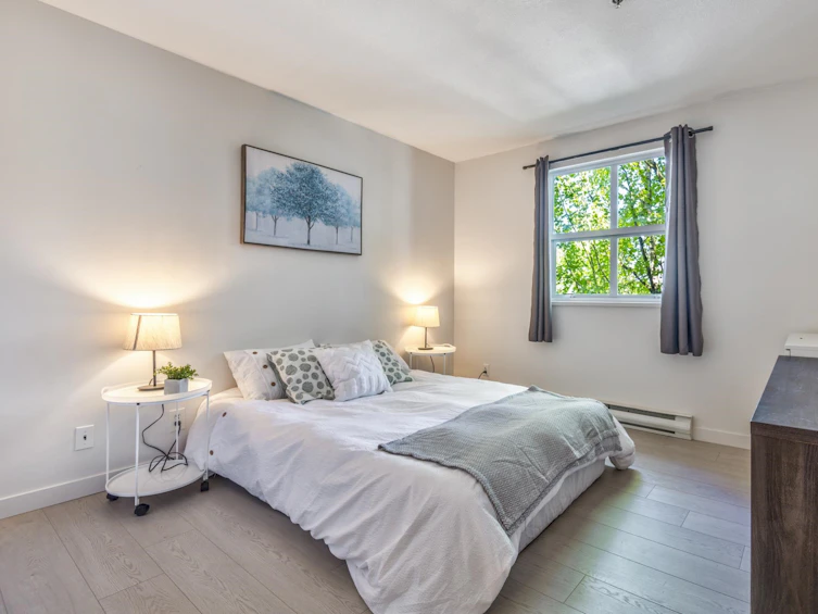 310-10533 University, Surrey, BC, V3T 5T7 - 11