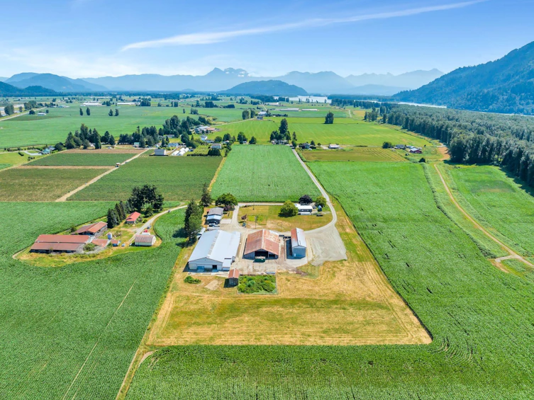 38201 Jones Road, Mission, BC, V0M 1H0 - 3