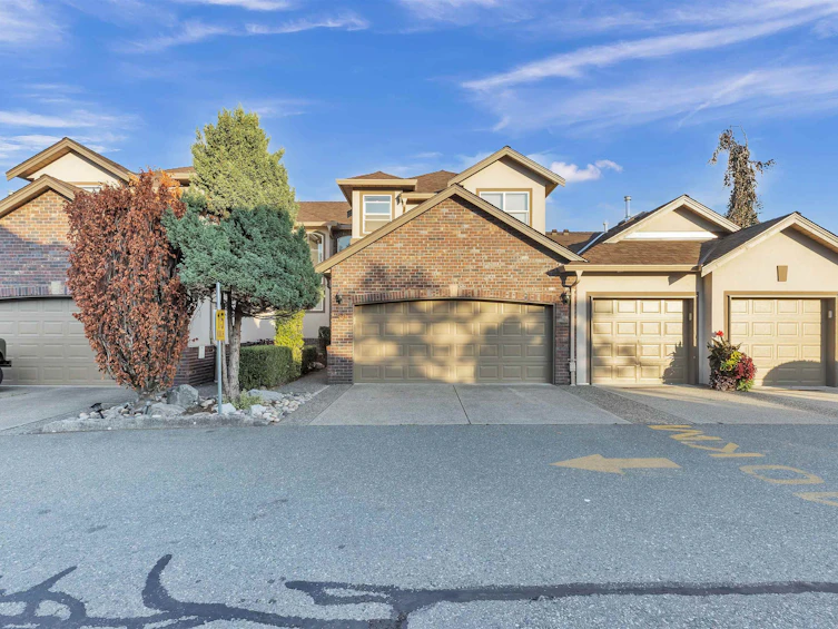 32-2525 Yale Court, Abbotsford, BC, V2S 8G9