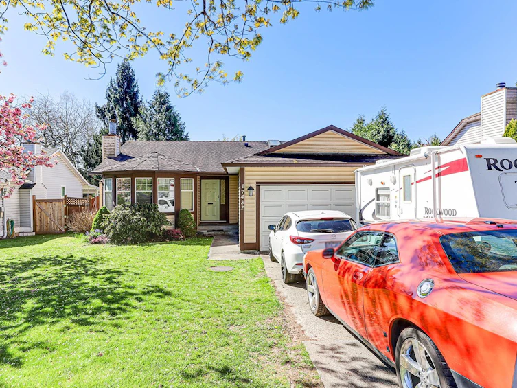 17432 61a Avenue, Surrey, BC, V3S 6Y2 - 2