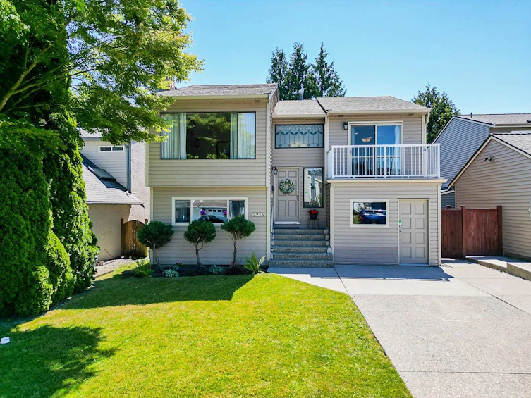 2216 Willoughby Way, Langley, BC, V2Y 1J1 - 2