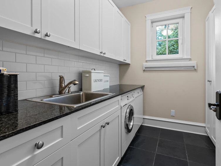 2700 Crescent Drive, Surrey, BC, V4A 3K3 - 32