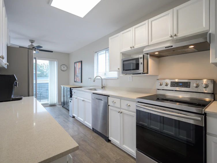 8-6380 48a Avenue, Delta, BC, V4K 4W3 - 22