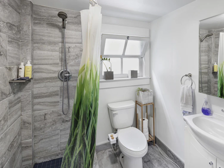 2129 Graveley Street, Vancouver, BC, V5L 3B8 - 37