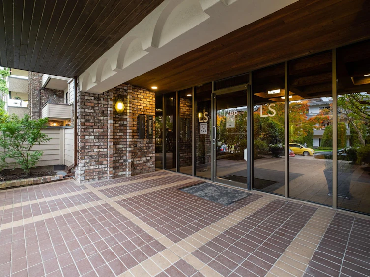 303-1266 W 13th Avenue, Vancouver, BC, V6H 1N6 - 3