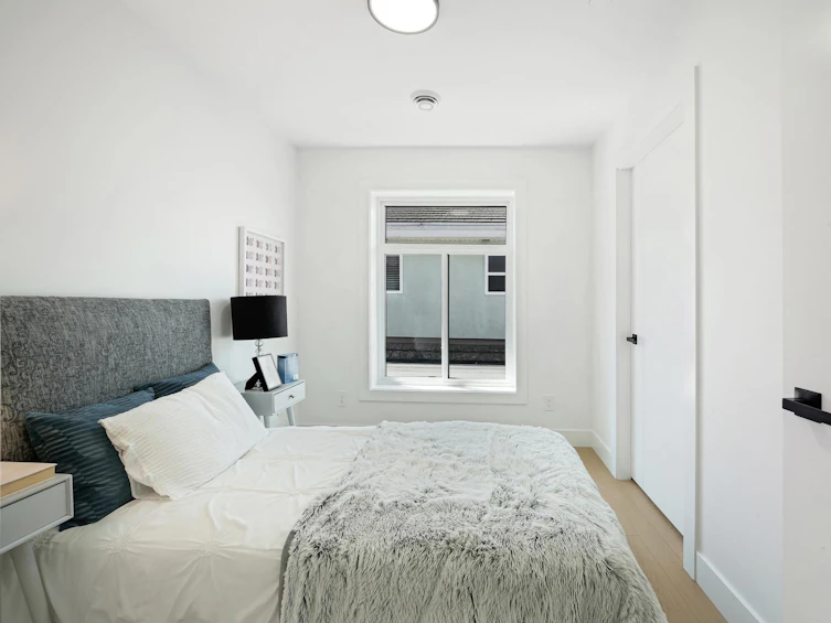 2264 Newport Avenue, Vancouver, BC, V5P 2J2 - 16