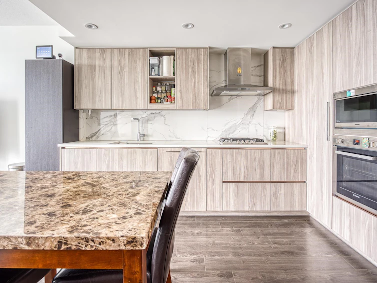 2611-9887 Whalley Boulevard, Surrey, BC, V3T 0P4 - 10