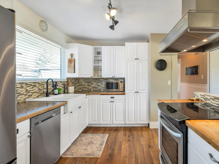 11071 North Fuller Crescent, Delta, BC, V4C 2C9 - 8