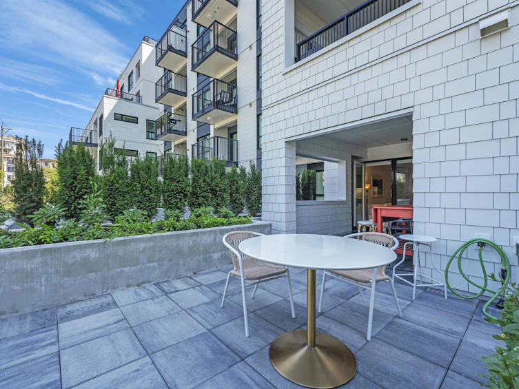 105-2235 E Broadway, Vancouver, BC, V5N 0J5 - 3