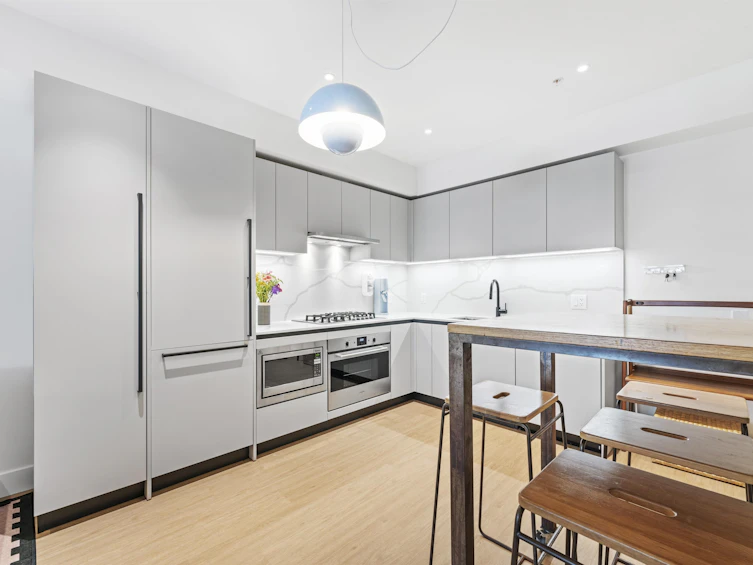 105-2235 E Broadway, Vancouver, BC, V5N 0J5 - 13