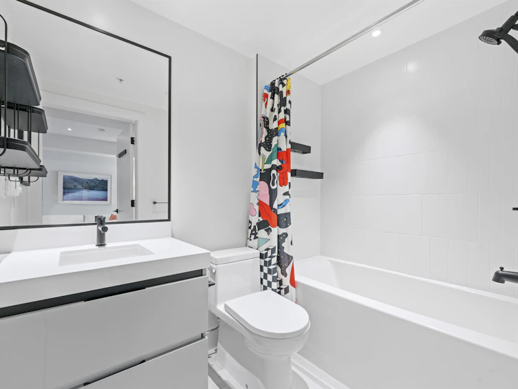 105-2235 E Broadway, Vancouver, BC, V5N 0J5 - 17