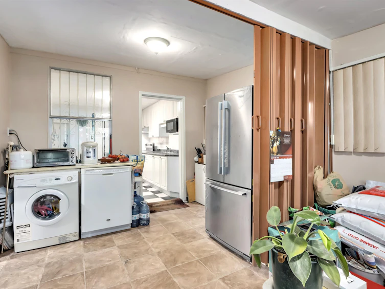 741 E 29th Avenue, Vancouver, BC, V5V 2S2 - 15