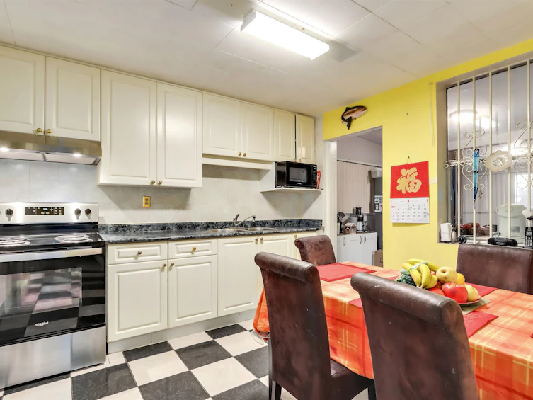 741 E 29th Avenue, Vancouver, BC, V5V 2S2 - 9