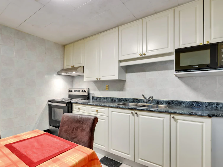 741 E 29th Avenue, Vancouver, BC, V5V 2S2 - 11