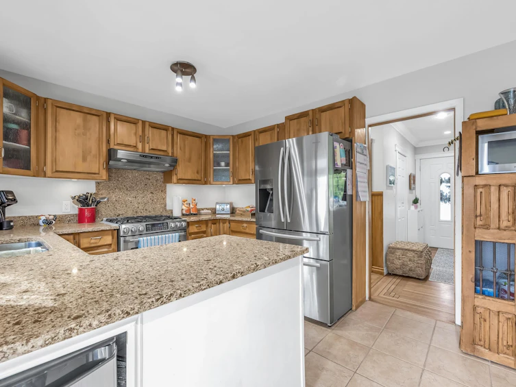 3624 Flint Street, Port Coquitlam, BC, V3B 4J8 - 8