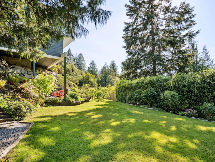 5755 Telegraph Trail, West Vancouver, BC, V7W 1R3 - 21