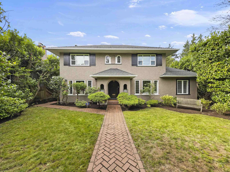 1960 W King Edward Avenue, Vancouver BC V6J 2W6