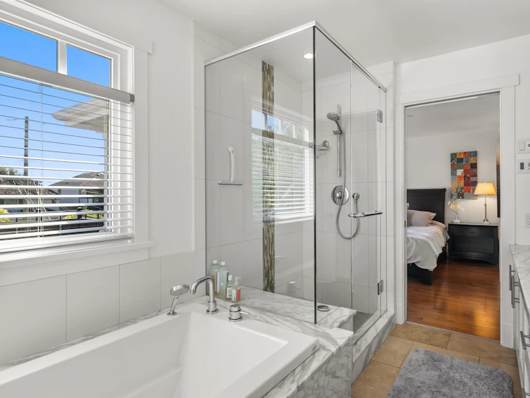 2876 West 42nd Avenue, Vancouver, BC, V6N 3G6 - 33