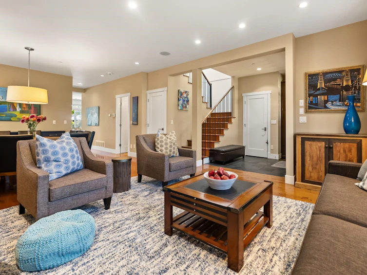 2876 West 42nd Avenue, Vancouver, BC, V6N 3G6 - 6