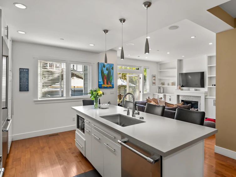 2876 West 42nd Avenue, Vancouver, BC, V6N 3G6 - 15