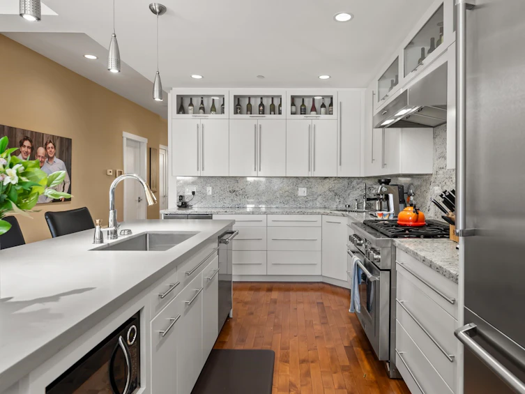 2876 West 42nd Avenue, Vancouver, BC, V6N 3G6 - 17