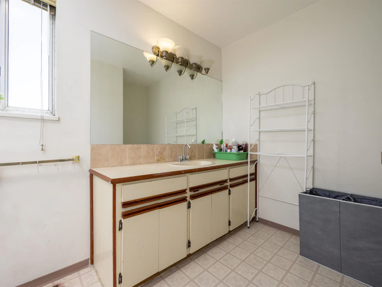 394 Hickey Drive, Coquitlam, BC, V3K 6C6 - 21