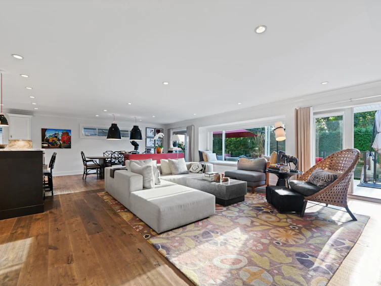 4293 Canterbury Crescent, North Vancouver, BC, V7R 3N4 - 11