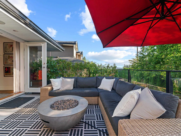 4293 Canterbury Crescent, North Vancouver, BC, V7R 3N4 - 15