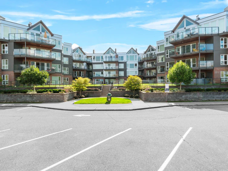 205-378 Esplanade Avenue, Harrison Hot Springs, BC, V0M 1A3 - 24