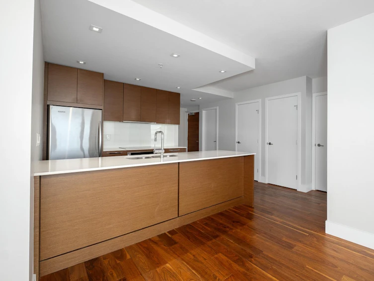 605-111 East 13th Street, North Vancouver, BC, V7L 0C7 - 7