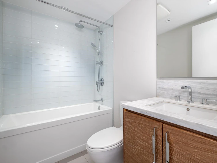 605-111 East 13th Street, North Vancouver, BC, V7L 0C7 - 24