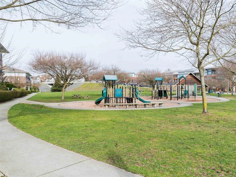 124-250 Salter Street, New Westminster, BC, V3M 0B7 - 36