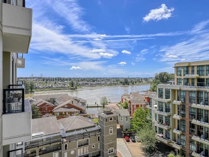 1207 - 1 Renaissance Square, New Westminster BC V3M 0B6