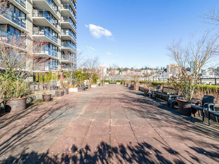 1207-1 Renaissance Square, New Westminster, BC, V3M 0B6 - 20