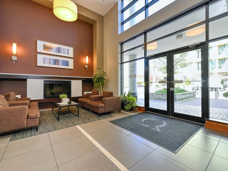 1707-1 Renaissance Square, New Westminster, BC, V3M 0B6 - 17