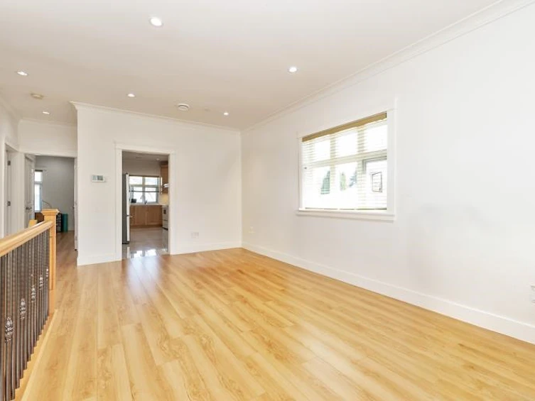 4350 Miller Street, Vancouver, BC, V5N 4A2 - 9