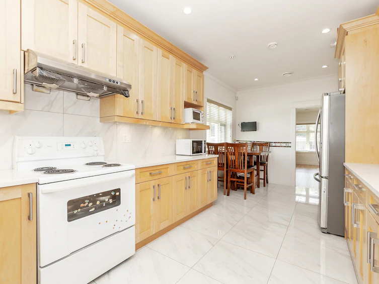 4350 Miller Street, Vancouver, BC, V5N 4A2 - 12
