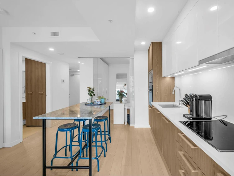 707-285 East 10th Avenue, Vancouver, BC, V5T 0H6 - 5