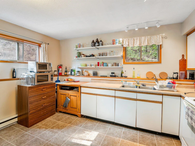 8349 Rainbow Drive, Whistler, BC, V8E 0G1 - 31