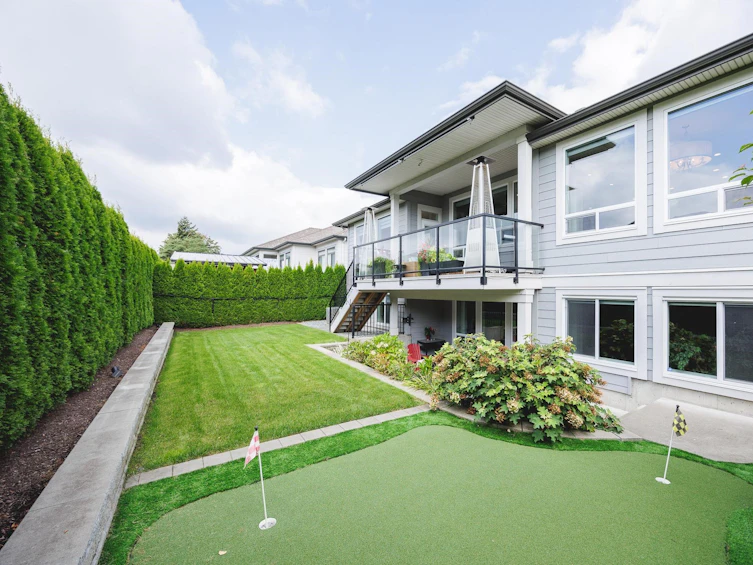 3955 Latimer Street, Abbotsford, BC, V2S 7K6 - 39