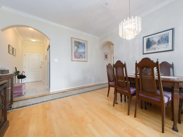 307-5262 Oakmount Crescent, Burnaby, BC, V5H 4R7 - 3