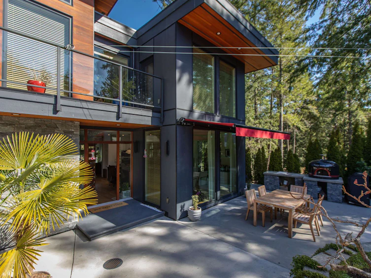 5433 Sans Souci Road, Halfmoon Bay, BC, V7Z 1B6 - 4