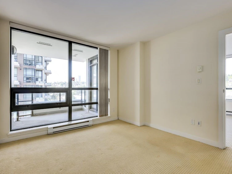 607-1 Renaissance Square, New Westminster, BC, V3M 0B6 - 12