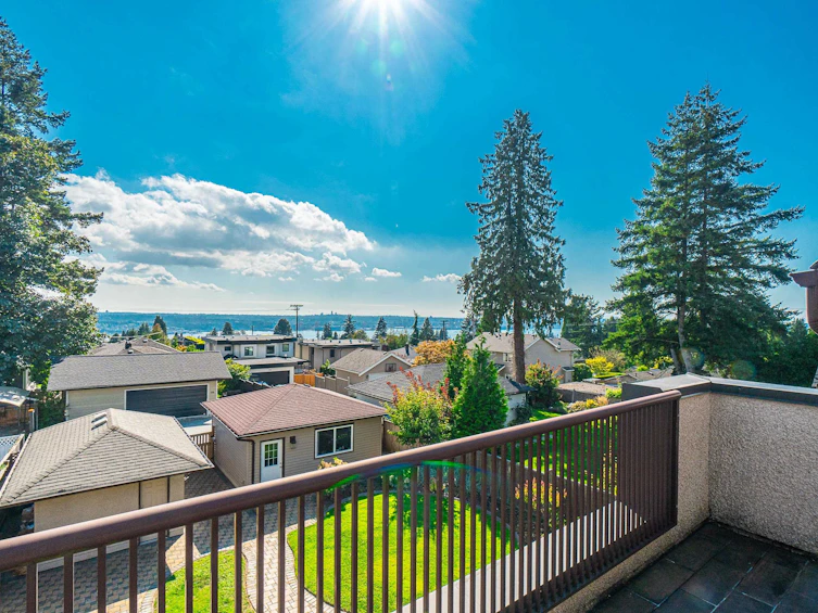 735 E 8th Street, North Vancouver, BC, V7L 2A1 - 3