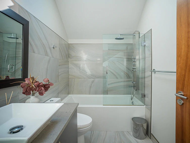 735 E 8th Street, North Vancouver, BC, V7L 2A1 - 25