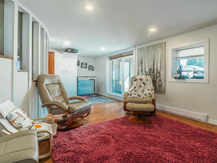 735 E 8th Street, North Vancouver, BC, V7L 2A1 - 33