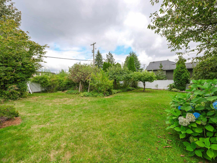 847 Gatensbury Street, Coquitlam, BC, V3J 5H6 - 34
