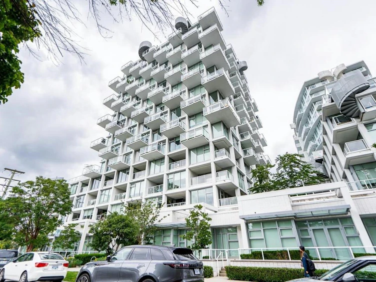 1208-2221 E 30th Avenue, Vancouver, BC, V5N 0G6